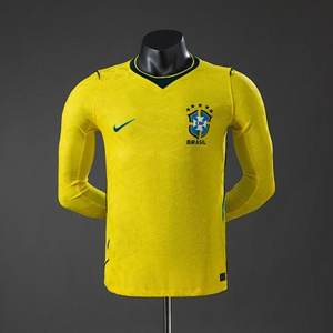 Brasil · 2026 Titular Manga longa · Versão jogador