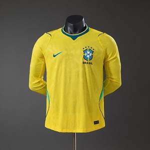 Brasil · 2026 Titular Manga longa · Versão jogador