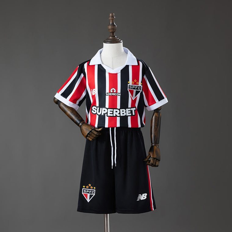 São Paulo · 26/27 Visitante · Kit infantil