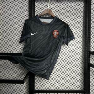 Portugal · 2024/25 Euro Goleiro uniform