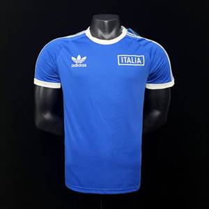 Itália · 23/24 versão blue