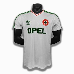 Irlanda · 90/92 season Visitante