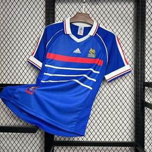 França · 1998 Titular