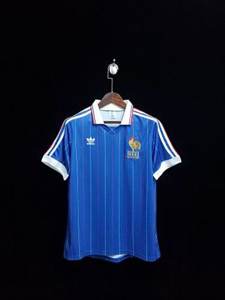 França · 1982 Titular